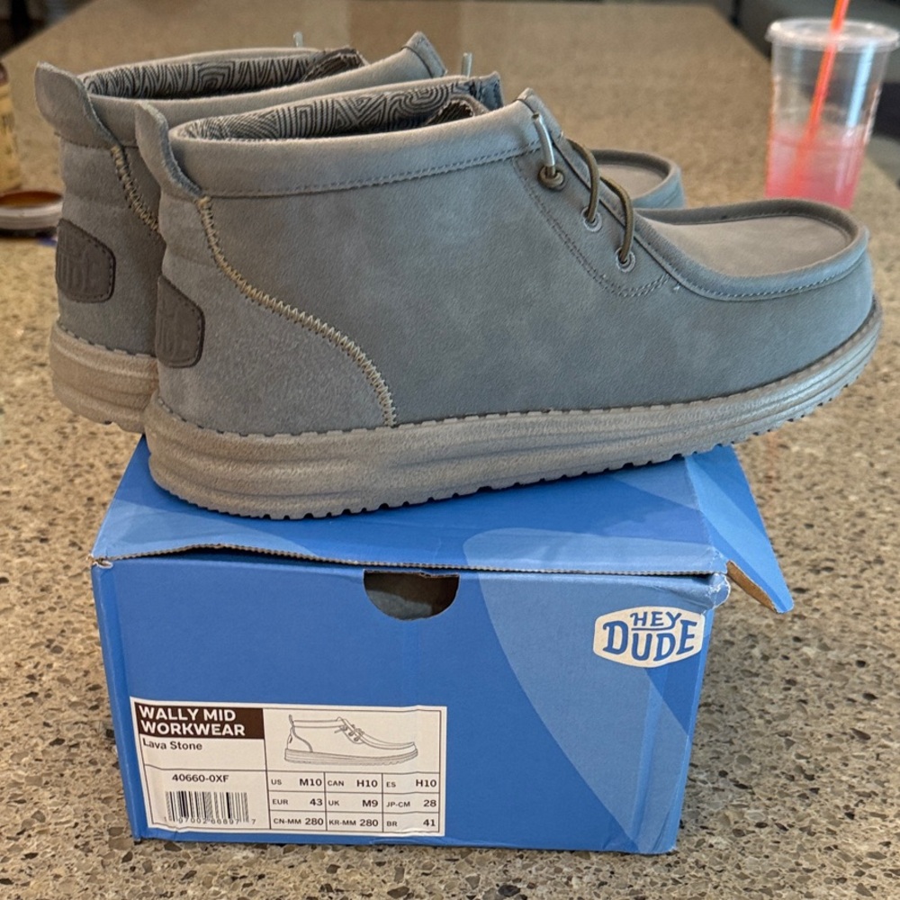 Hey Dude Chukka Boots - Gray